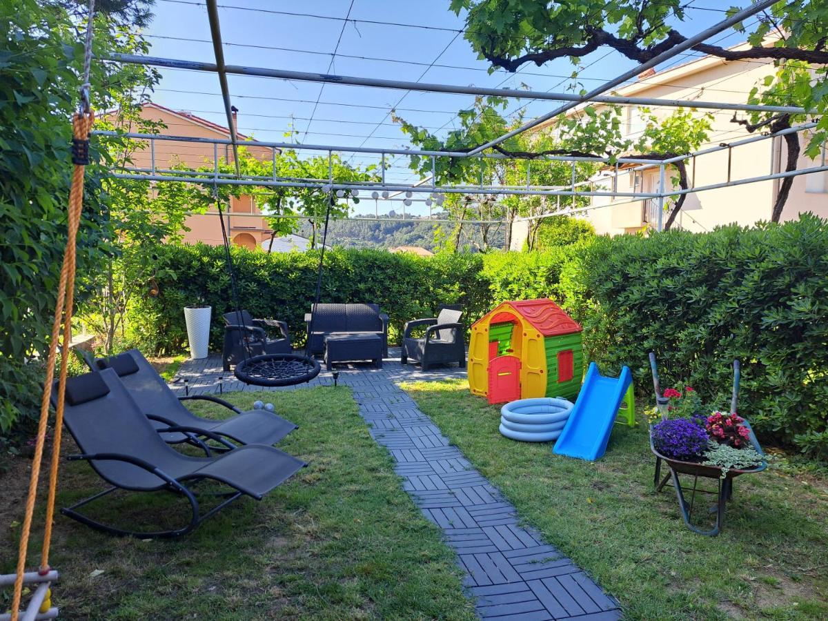 Apartmani Ana & Milo Lopar Exterior photo